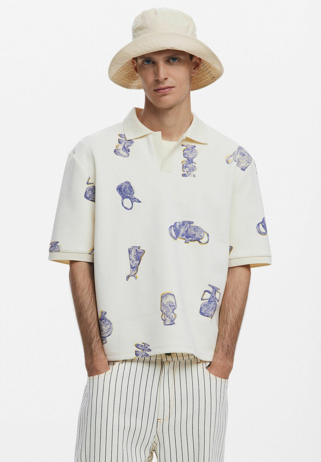 

Футболка с принтом Desigual, бежевый