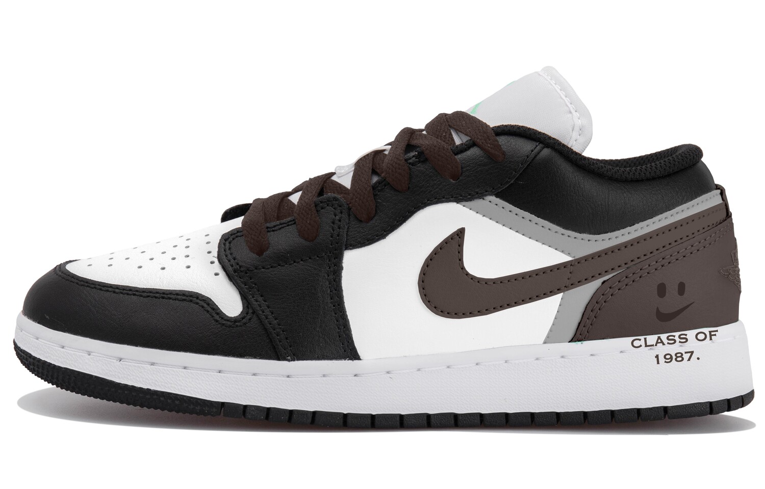 

Кроссовки Air Jordan 1 Vintage Basketball Shoes Women's Low-top Black/White/Brown, черный/коричневый