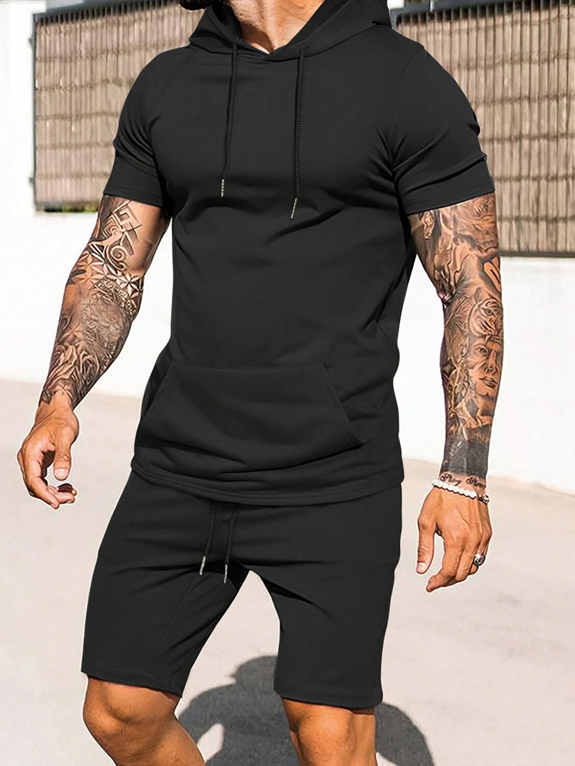 

Комплект мужской из футболки и шорт Manfinity Homme с короткими рукавами, черный