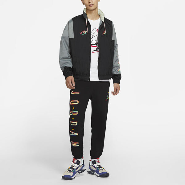 Куртка Air Jordan MENS Sport DNA Logo Printed Hooded Jacket Black, черный — фото 3