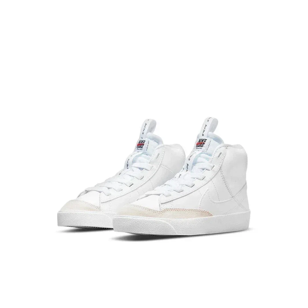 Кроссовки Nike Blazer Mid '77 SE DH8641-102, белые, в стиле Lifestyle HTAT579