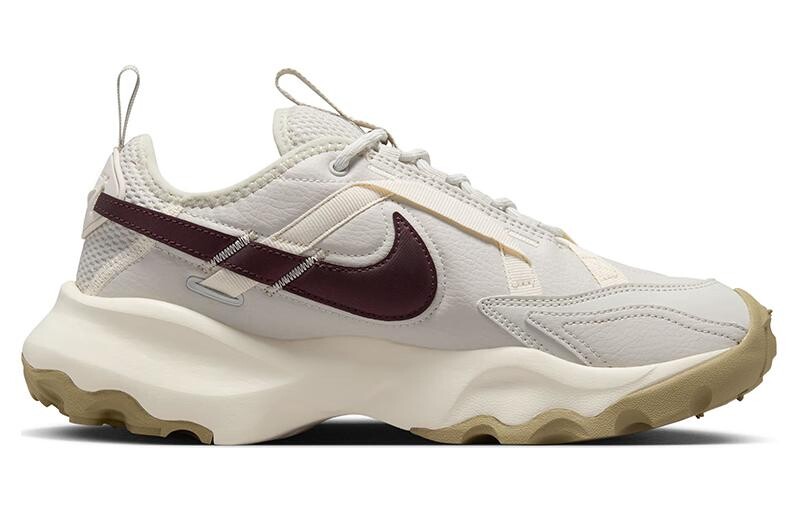 Женские кроссовки Nike TC 7900 Lifestyle, Beige/Brown — фото 2