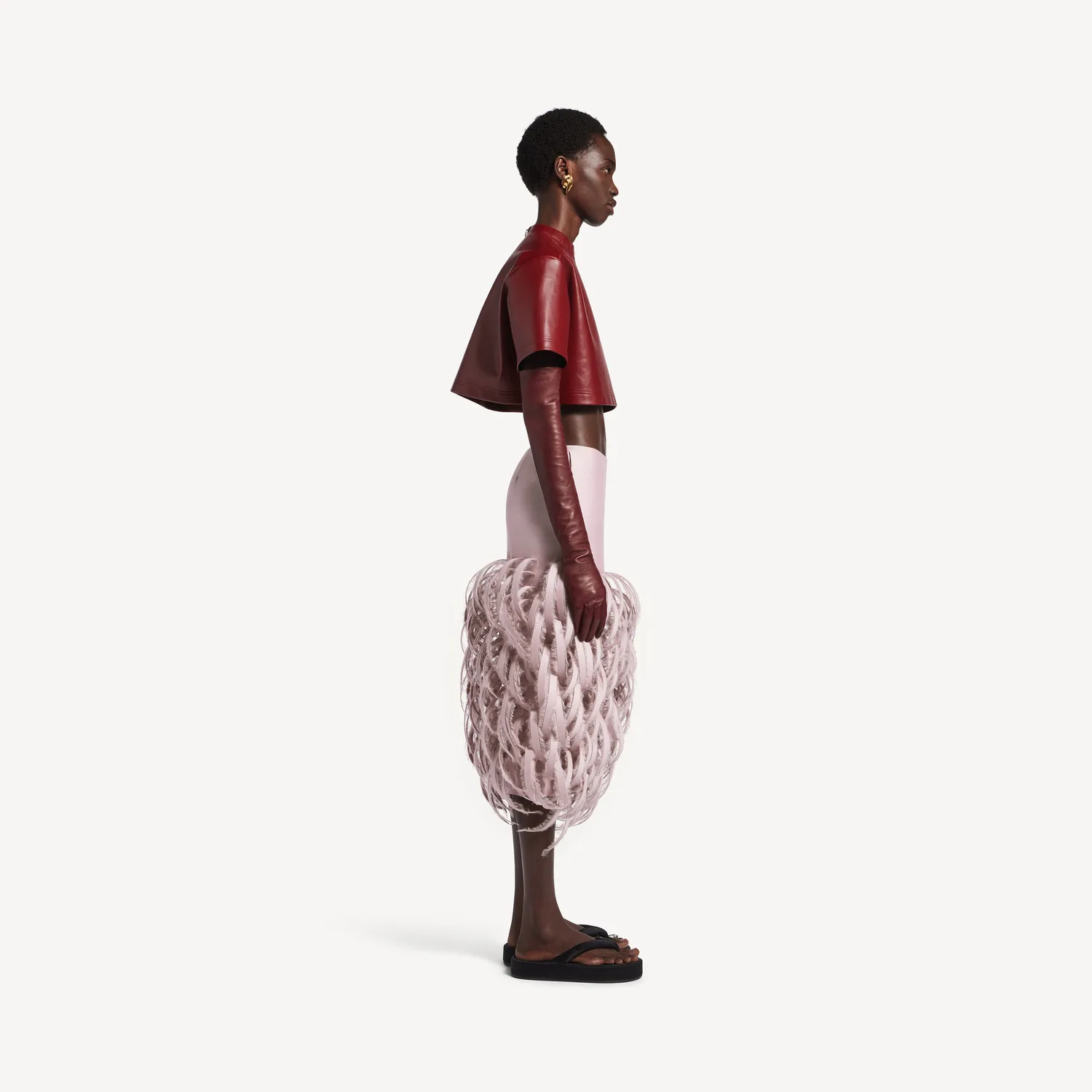 BALENCIAGA Женская укороченная футболка бордового цвета — фото 3