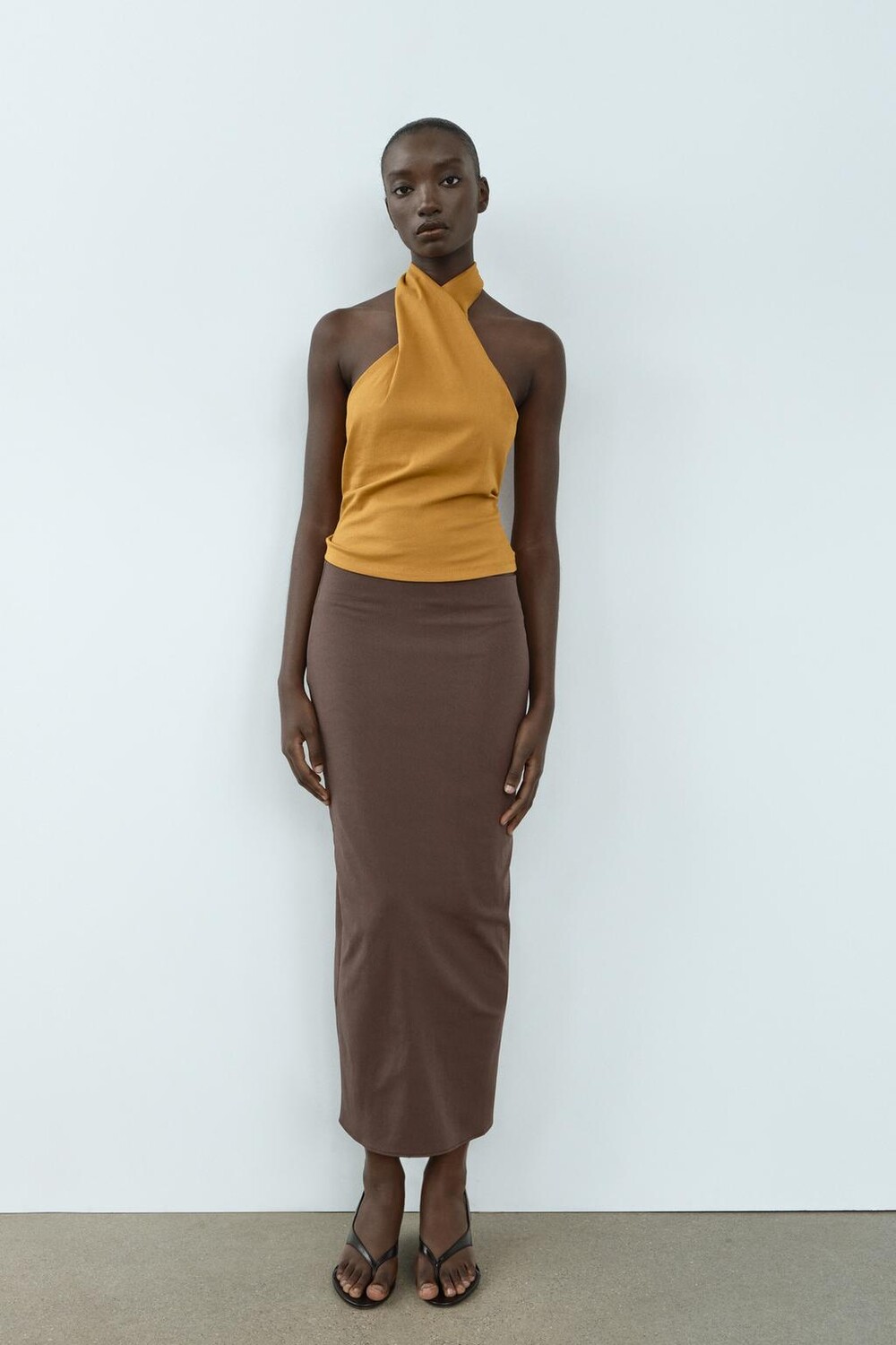 

Драпированный стрейч-топ ZARA, цвет mustard