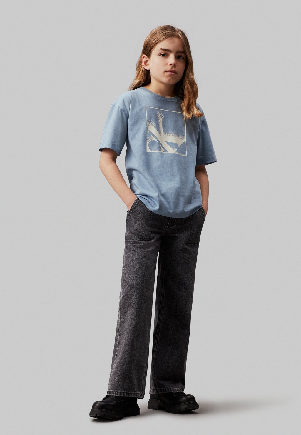 

Футболка с принтом MONOGRAM GRID RELAXED Calvin Klein, синий