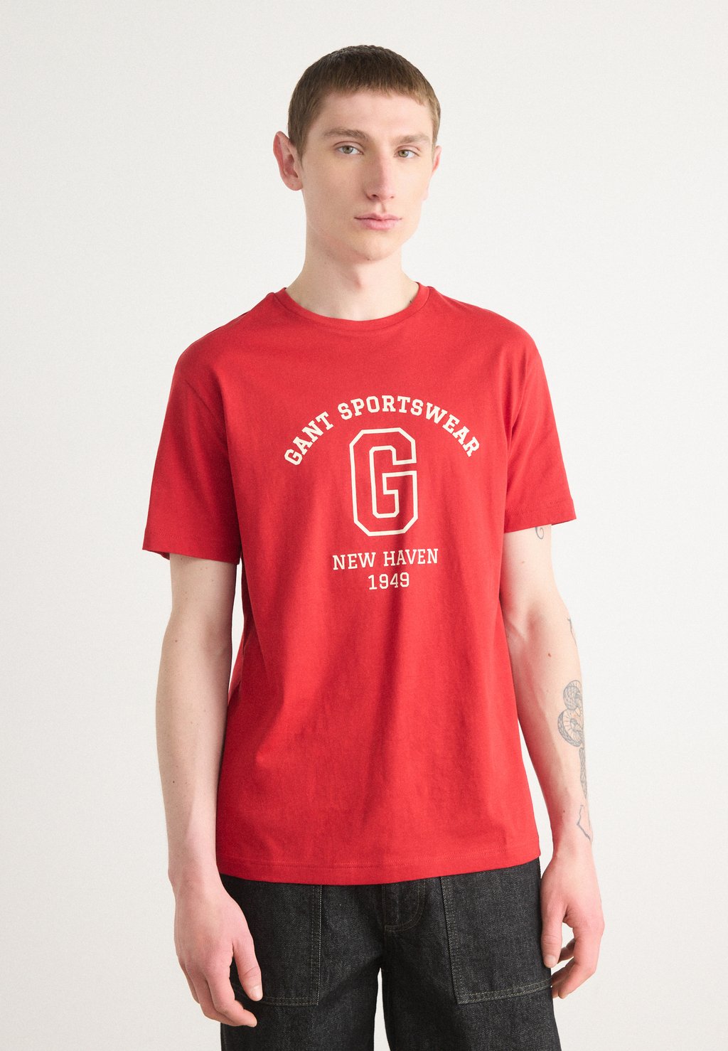 

Футболка с принтом GRAPHIC GANT, красный