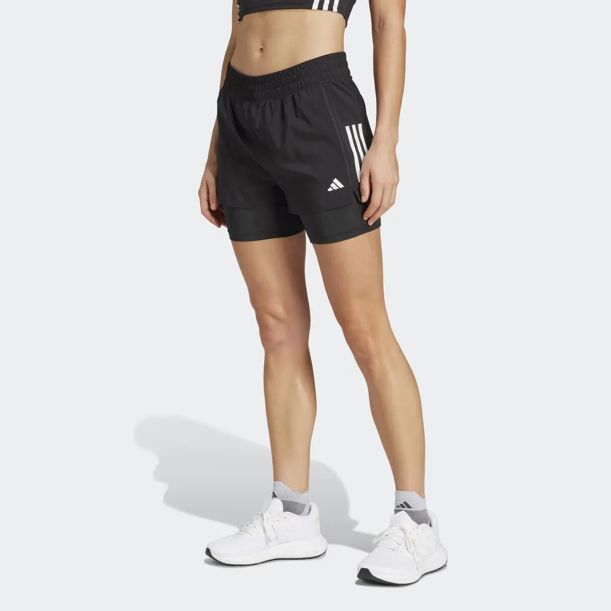 

Женские шорты Adidas Own the Run Climacool 2-в-1, черный