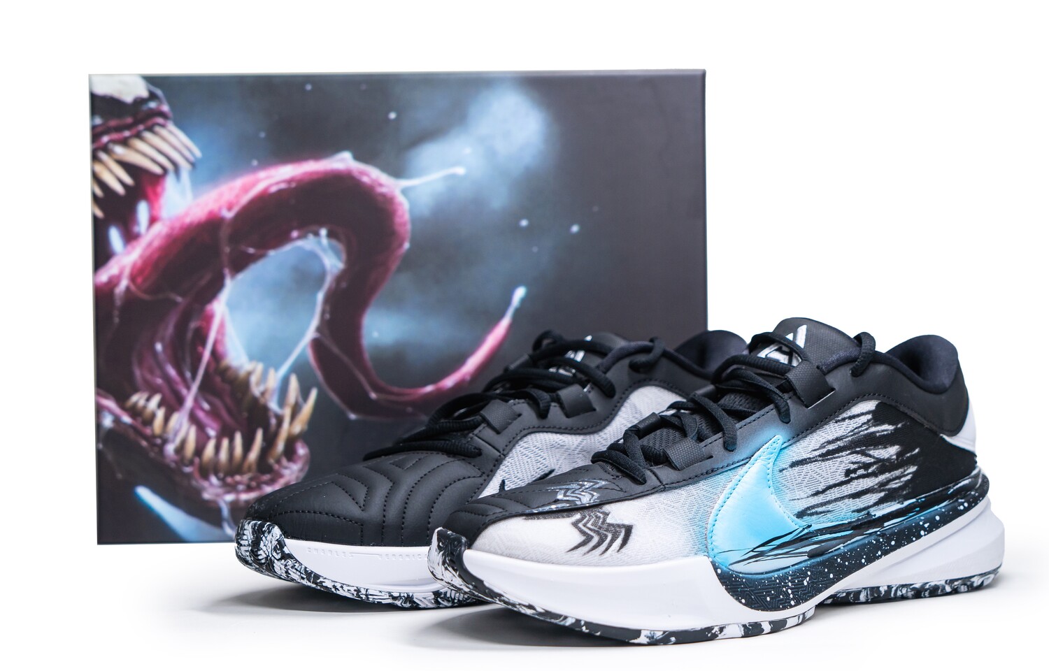 

Мужские баскетбольные кроссовки Nike Freak 5