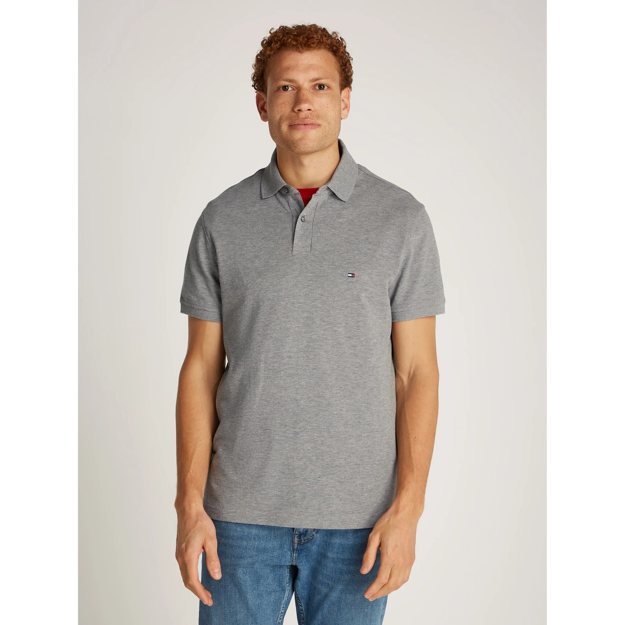 

Рубашка-поло Tommy Hilfiger "1985 REGULAR POLO" с контрастными полосками Tommy Hilfiger на внутренней стороне воротника, серый