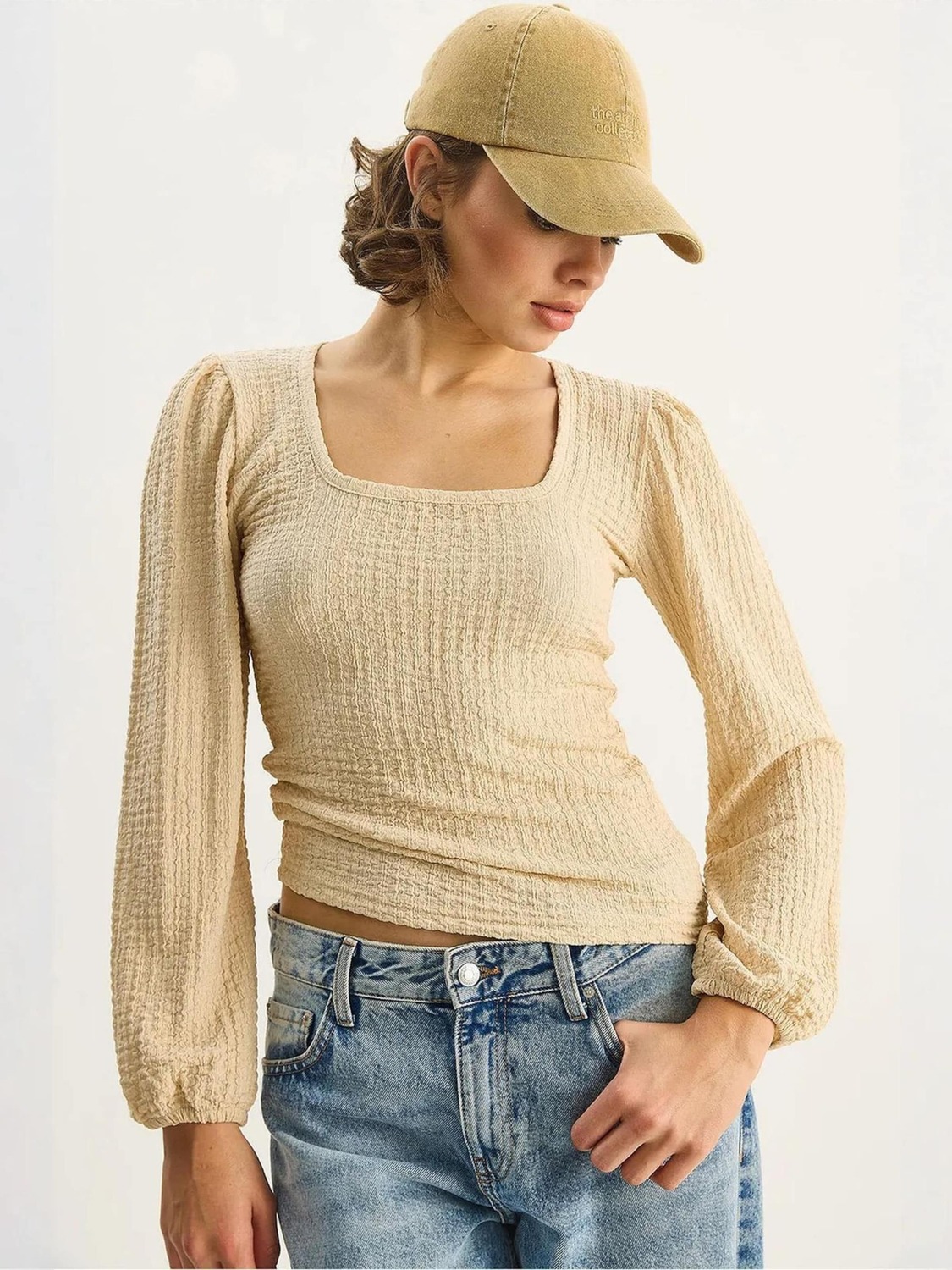 

Bianco Lucci Блузка в цвете капучино