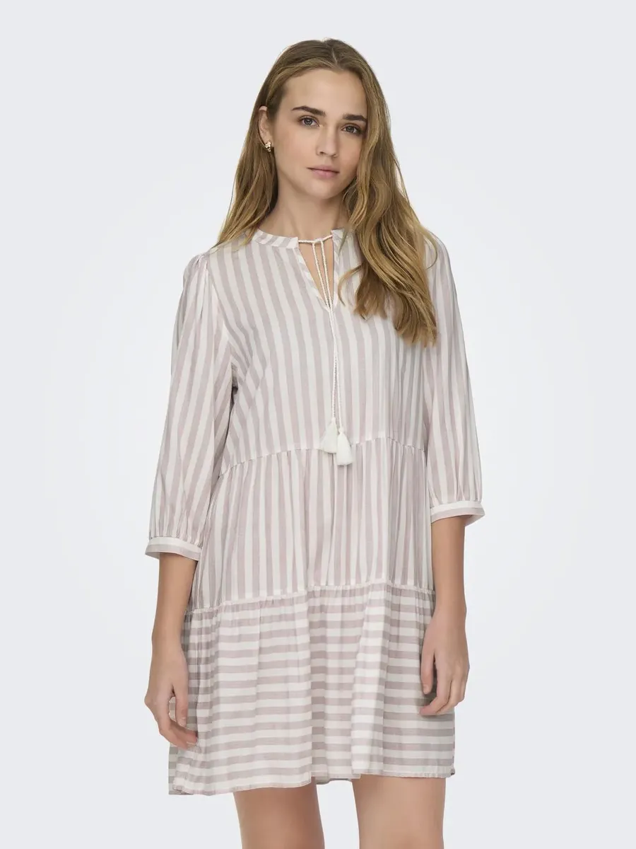 

Платье-туника ONLY "ONLKAYA 3/4 PUFF SHORT DRESS WVN NOOS", с воланом в стиле туники, цвет Cloud Dancer Stripes:Misty Rose Stripe