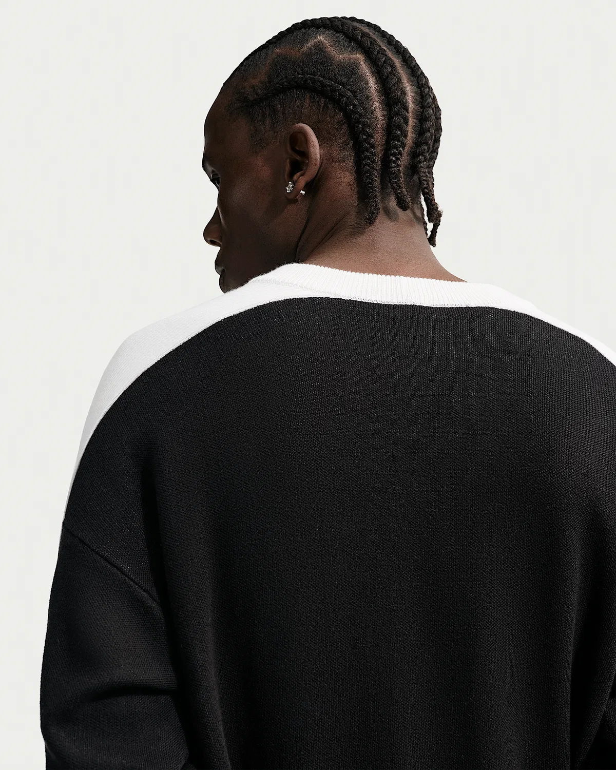Мужской джерсовый свитер Nike Sportswear Club, Black/Sail — фото 2