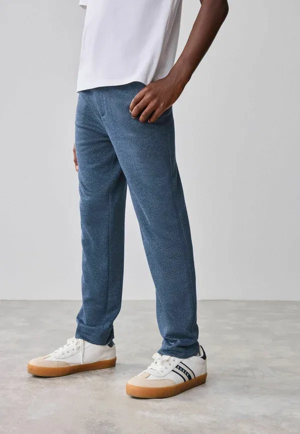 Брюки Regular fit Baker By Ted Baker, синий