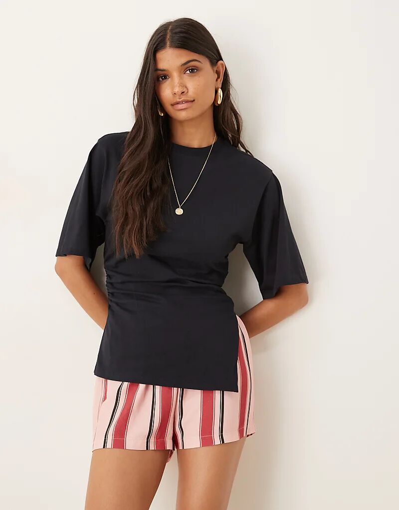 

Футболка ASOS DESIGN с асимметричным подолом и присборенными краями, темно-синего цвета