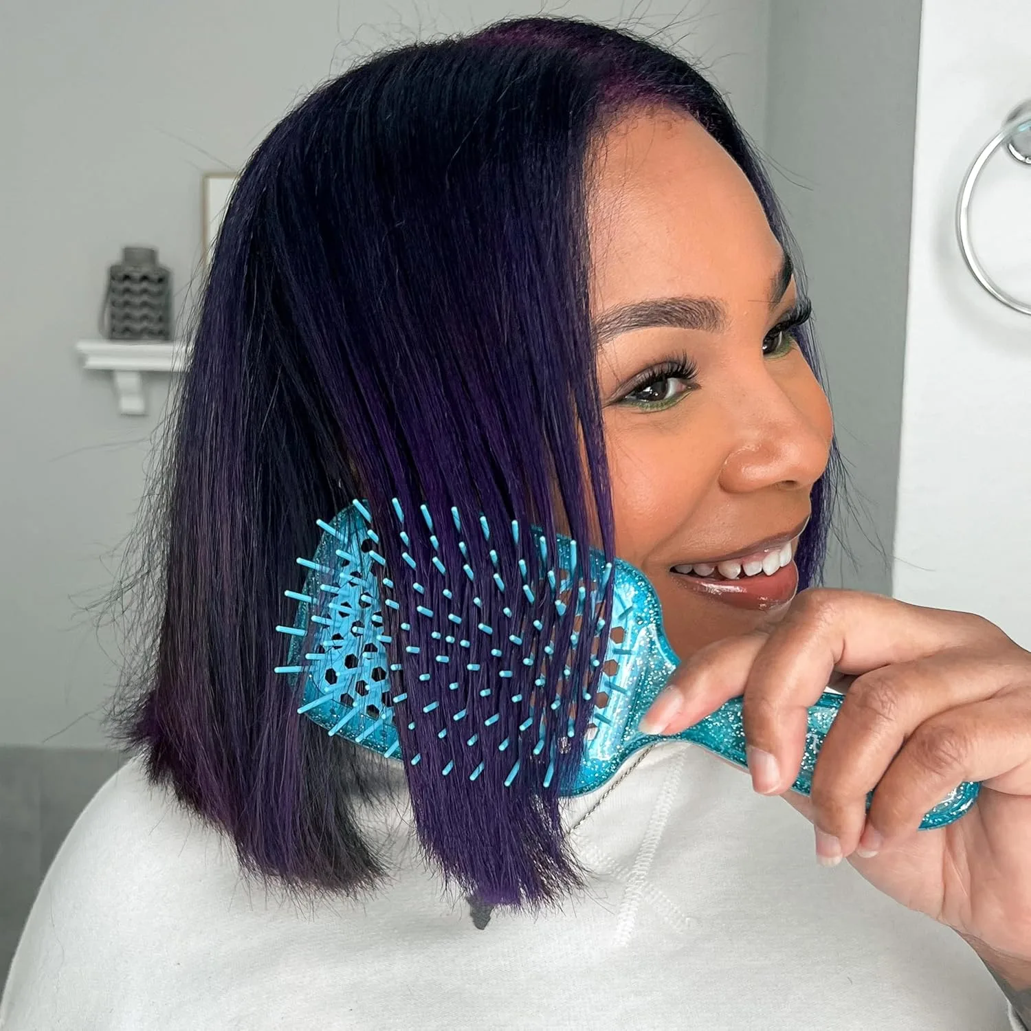 FHI Heat UNbrush Detangling Brush Combo Pack - оригинальная и мини UNbrush для всех типов волос, мокрых и сухих - DuoFlex антистатическая щетка, вентилируемая для безболезненного укладки, Sapphire Blue — фото 3