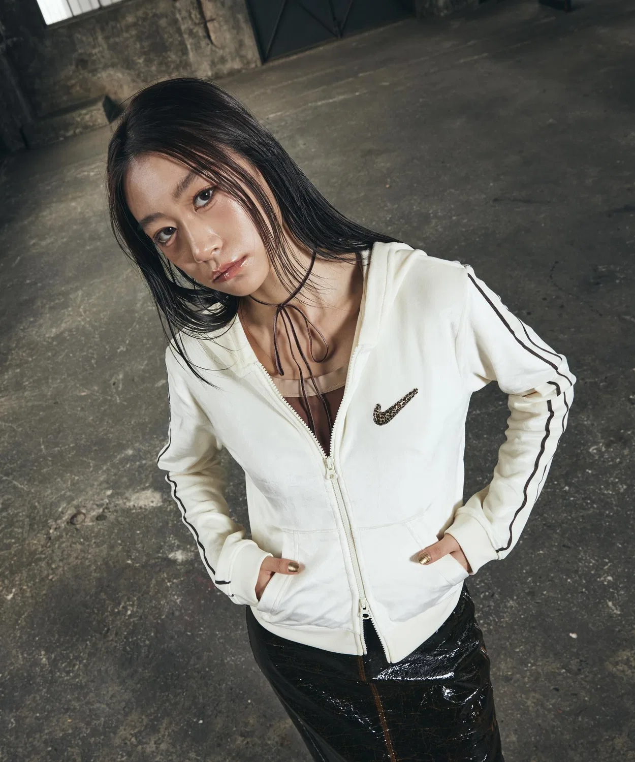 Толстовка Nike Sportswear Women's Full-Zip Hooded Top, белый — фото 2