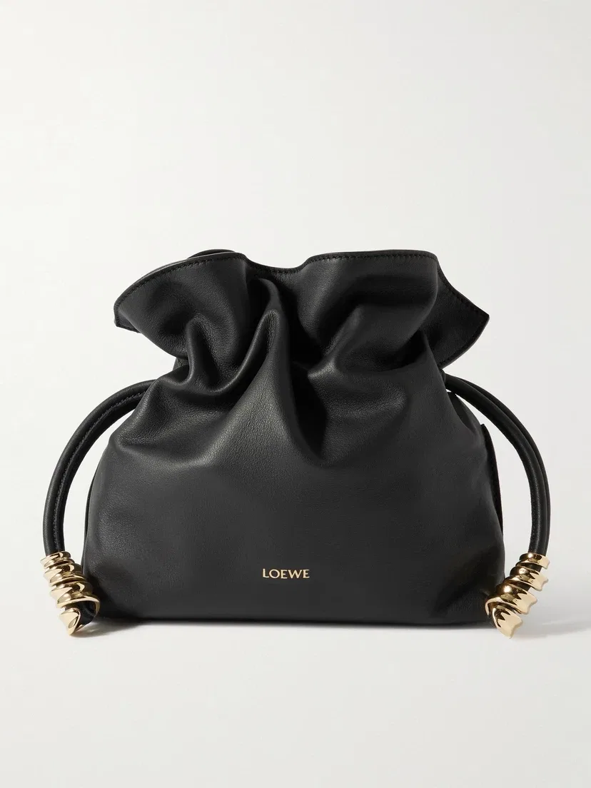 Кожаный клатч Flamenco mini с украшениями LOEWE, черный