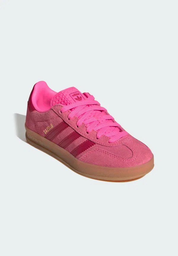 Кроссовки для зала Adidas Originals Gazelle indoor trainers, ярко-розовый, командный красный, золотистый металлик — фото 2