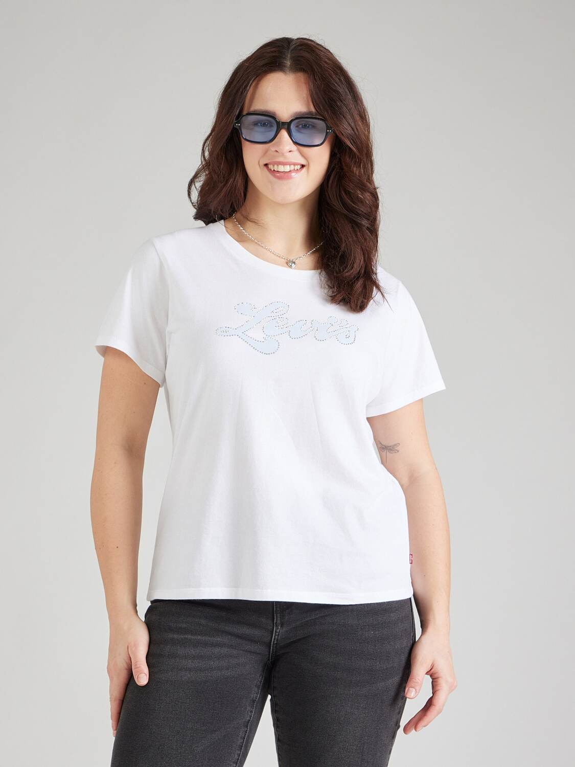 Levi's Plus Футболка 'PERFECT' в цвете Natural White — фото 2