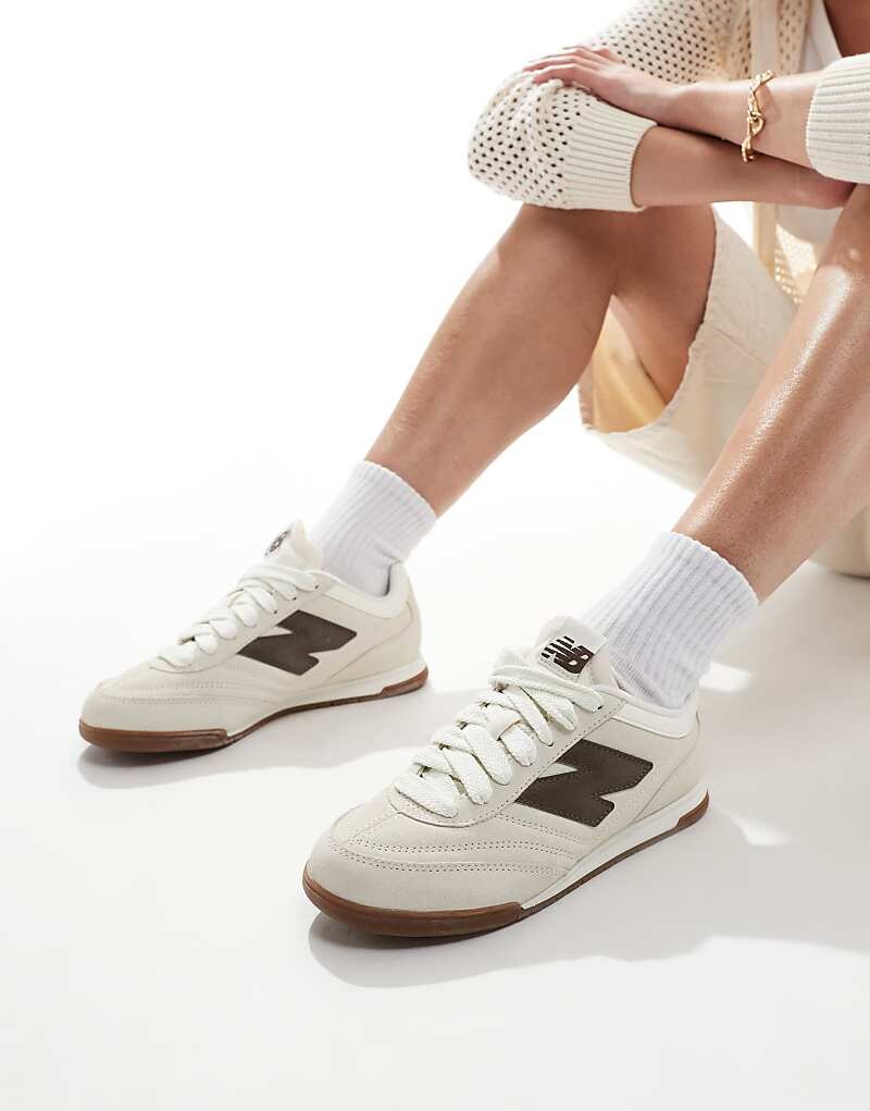 

New Balance – RC42 – Бело-коричневые спортивные туфли – только на ASOS