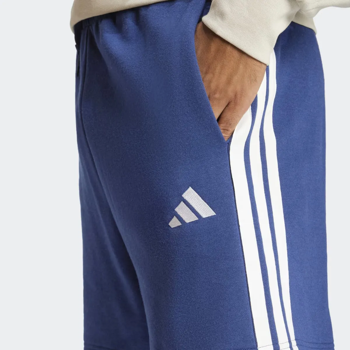 Мужские шорты Adidas Essentials French Terry с тремя полосками, синий — фото 3