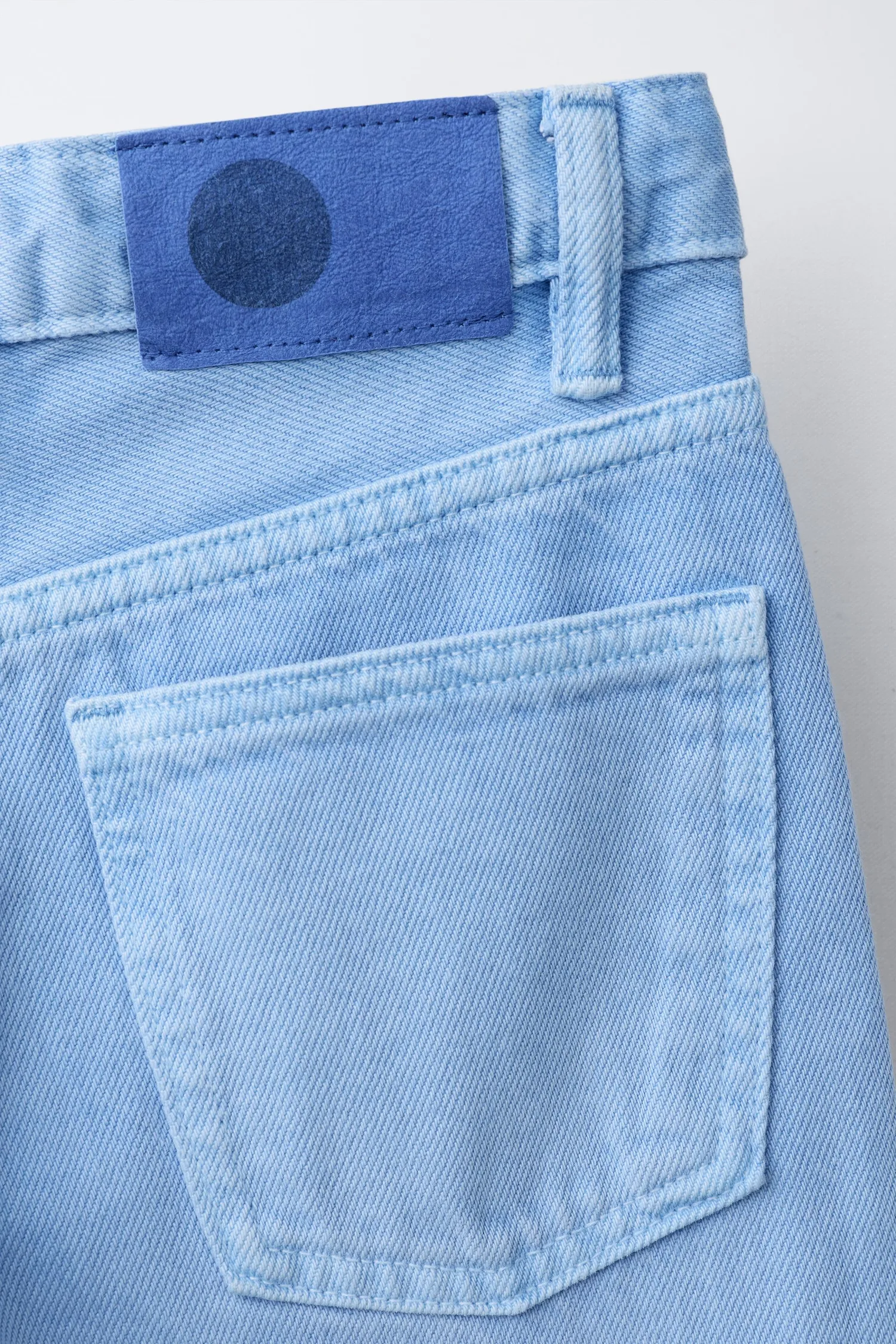 Zara Джинсы с широкими штанинами и отворотами — фото 4