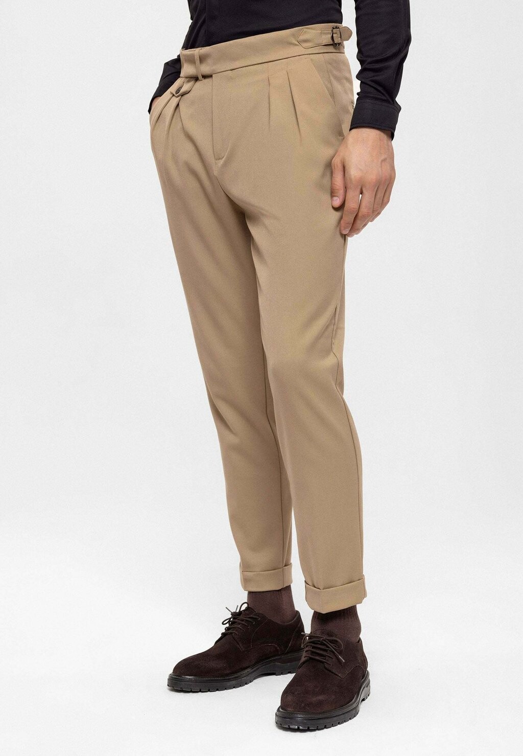 

Брюки High Waist Pleated Antioch, верблюжий
