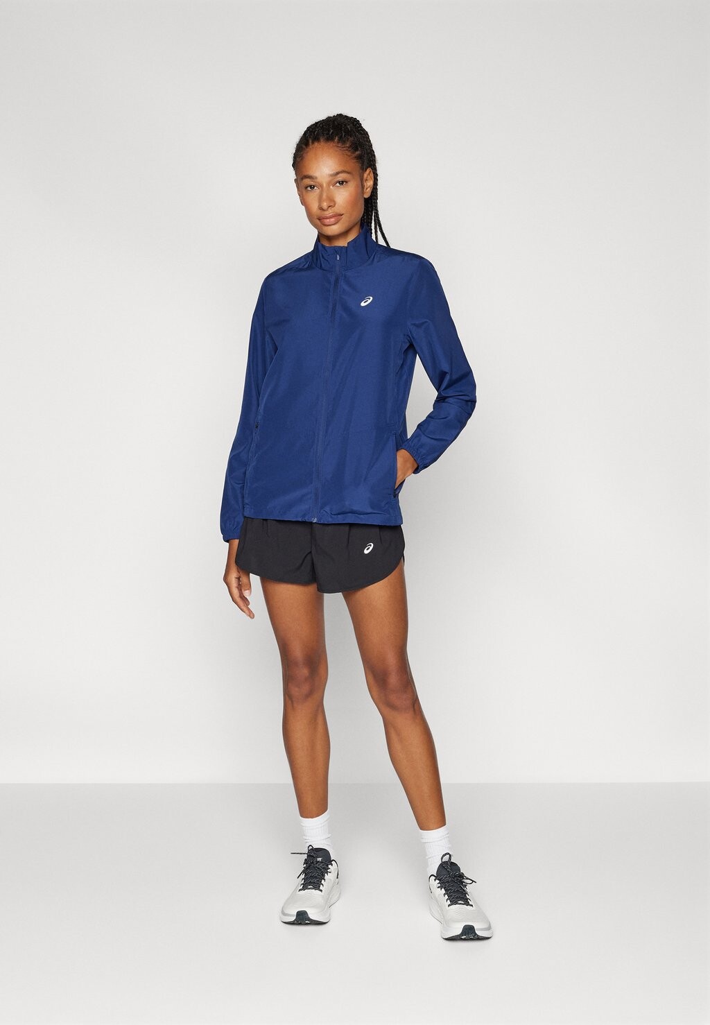 

Тренировочная куртка CORE JACKET ASICS, темно-синий