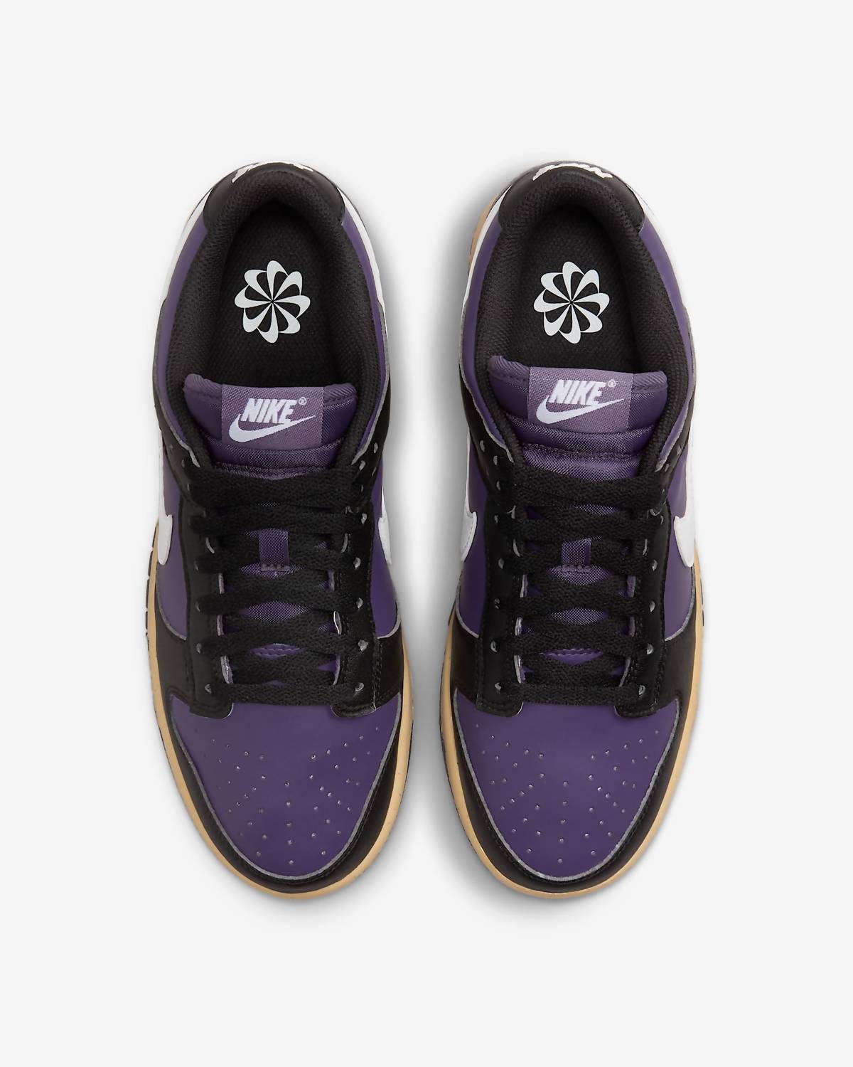 Женские кроссовки Dunk Low Next Nature в цвете темный виноград/черный/сезам/белый Nike — фото 2