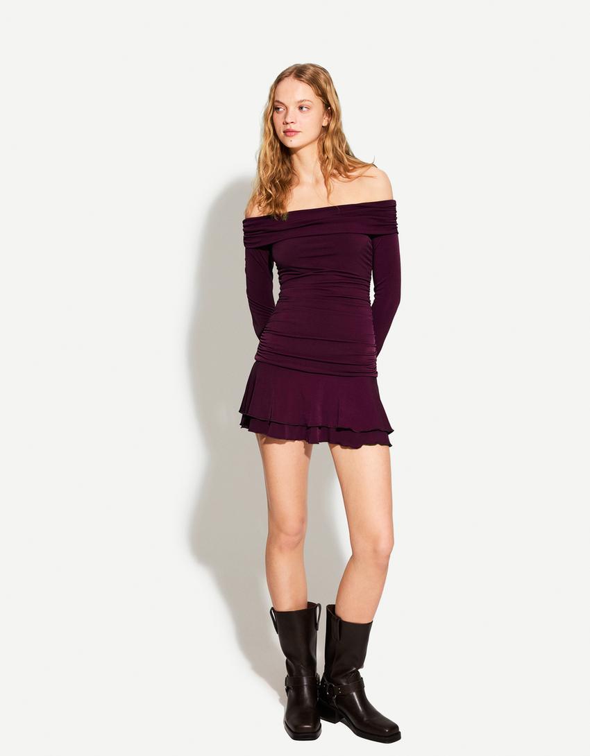 

Мини-Платье с длинными рукавами и оборками Bershka, бордовый