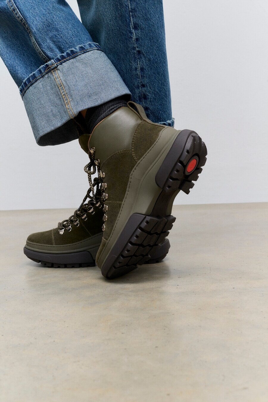 Ботильоны на шнуровке FitFlop Lace-Up Ankle Boots, темно-зеленый — фото 2