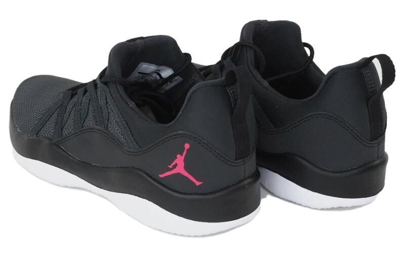 Женские баскетбольные кроссовки Jordan Vintage, Black — фото 4