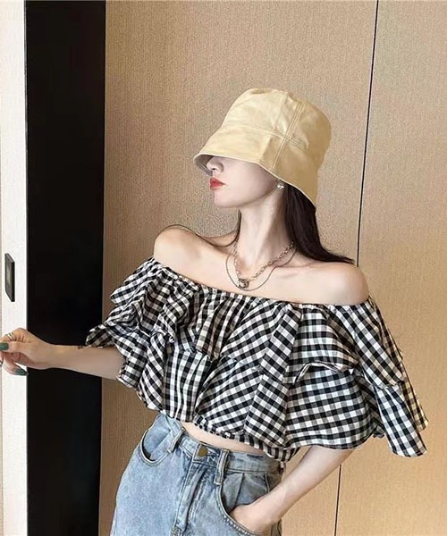 

Gossip！ロサンゼルス Короткая футболка в клетку с открытыми плечами, Gossip Los Angeles, черный