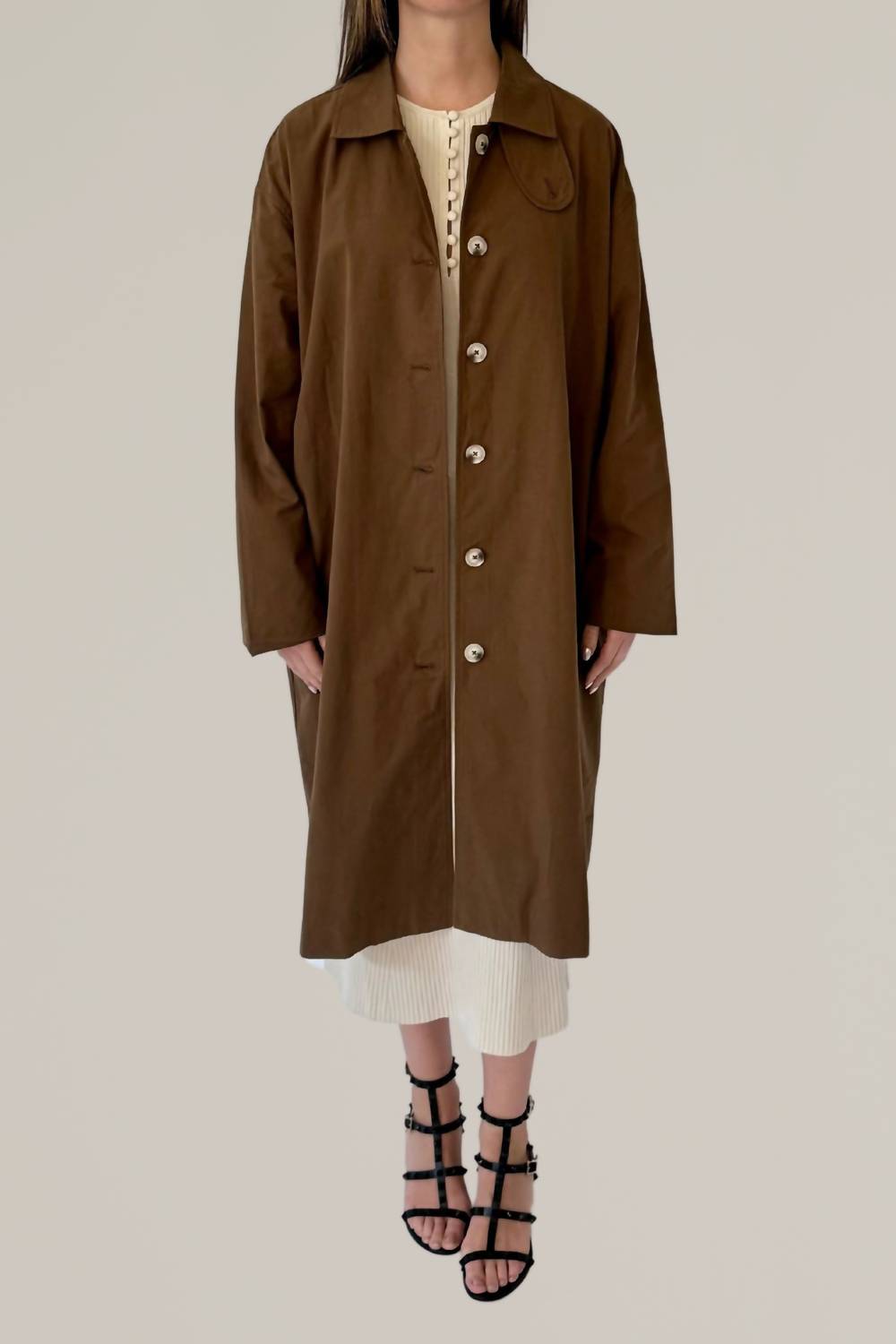 

Современный тренчкот коньячного цвета MOD REF, цвет cognac