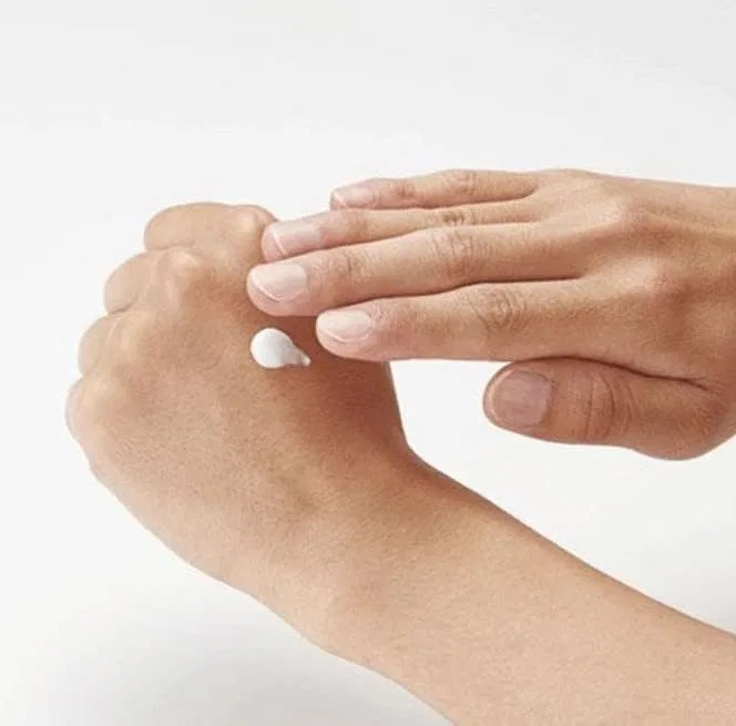 Дневной крем для лица с травяным древесным ароматом Kojitto CICA method CREAM, 50 г — фото 3
