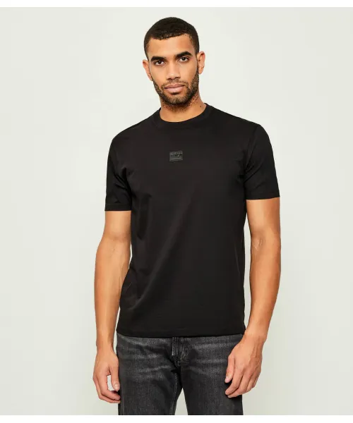 

Футболка Regular fit Armani Exchange, черный