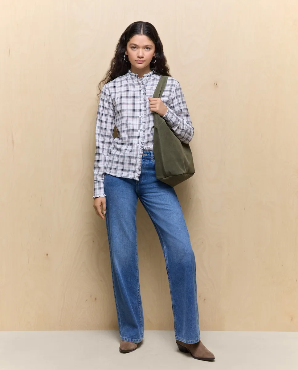 

Женская рубашка в клетку с рюшами Easy Wear, белый