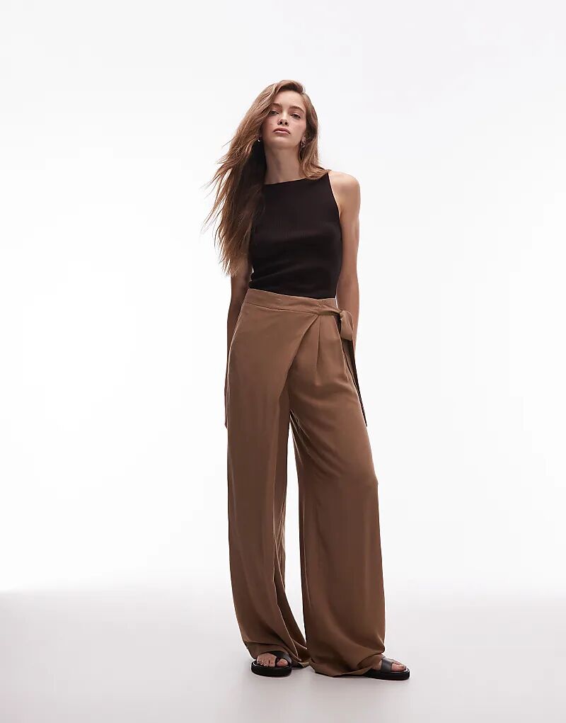 

Широкие брюки с запахом из льняной смеси ASOS DESIGN коричневого цвета