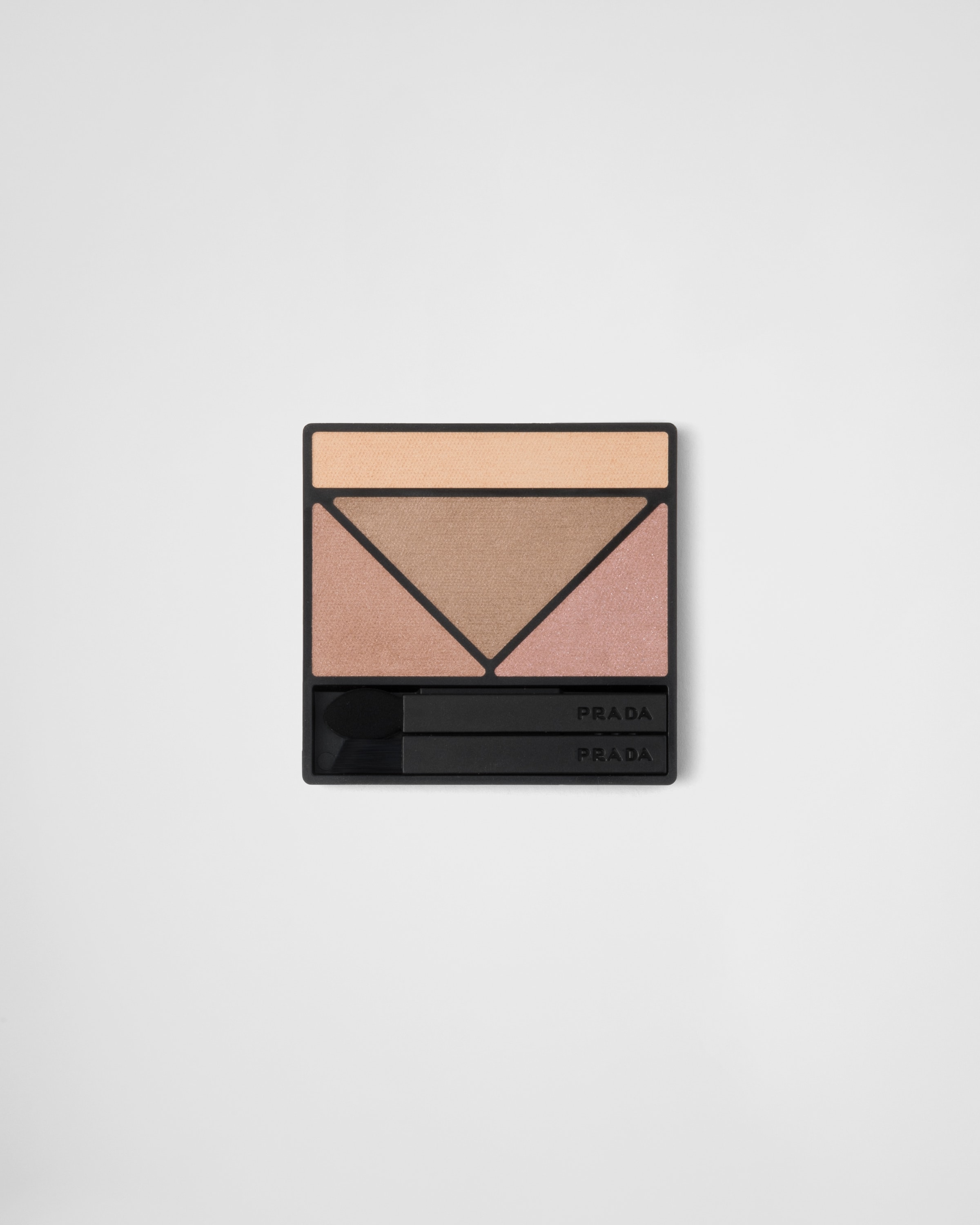 

Сменный блок палетки теней для век Prada Dimensions Holo Nude - 07 - Пиони (Пион) Prada, пион