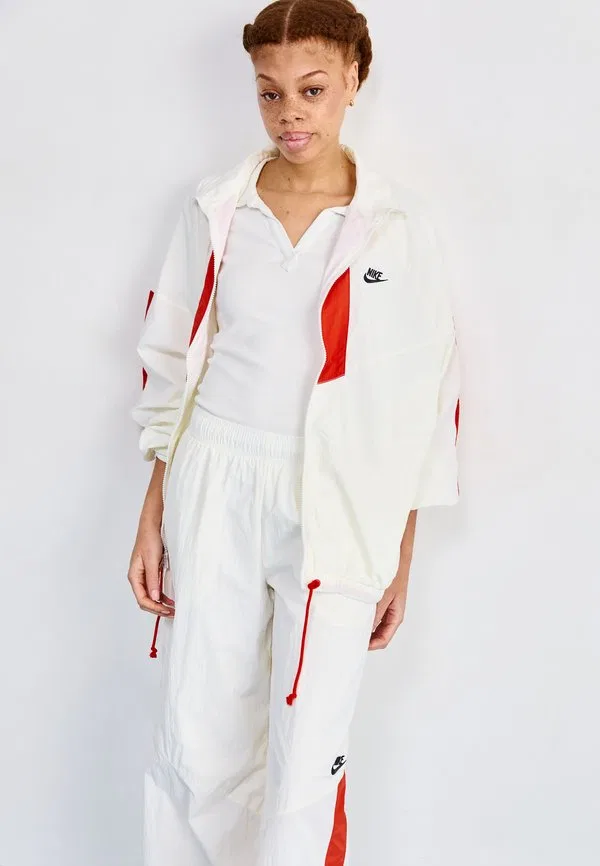 Спортивные штаны Nike Sportswear, Sail/Picante Red/Black — фото 4