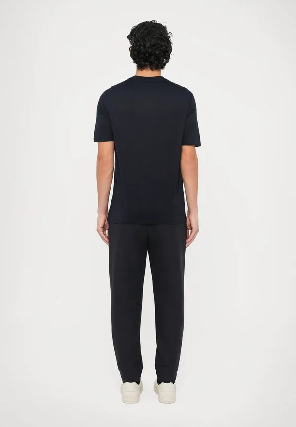Простая футболка Emporio Armani, Blue Navy — фото 3