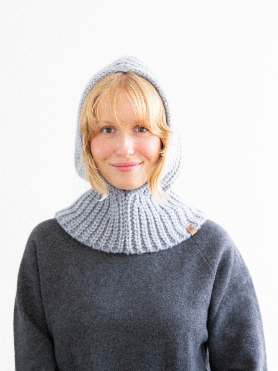 

Шапка KOPYTO ALUCO, серебряный