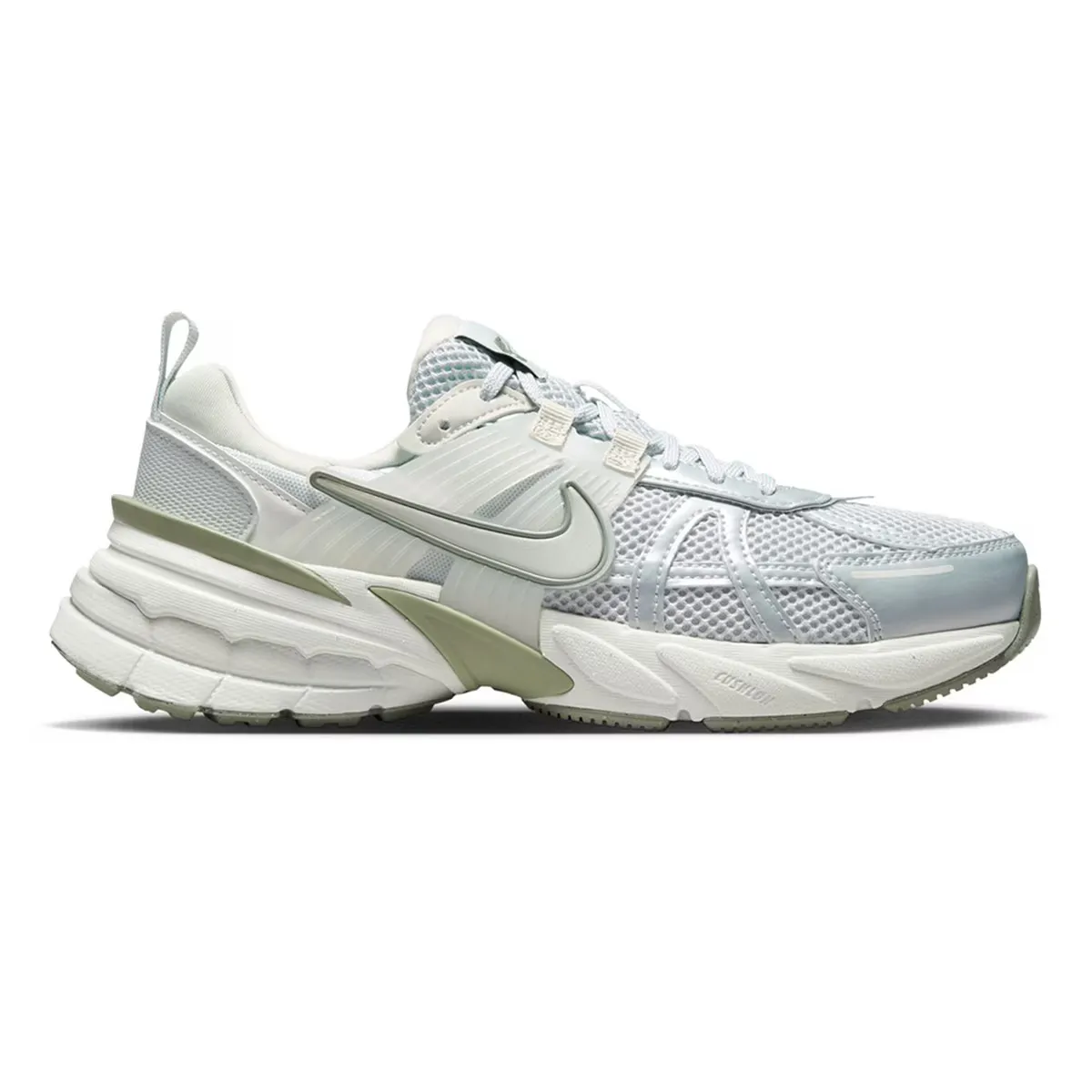 

Женская повседневная обувь V2K Run Nike, белый/серебристый