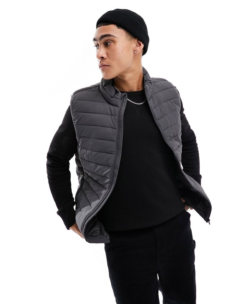 

Матовый темно-серый жилет Jack & Jones Essentials