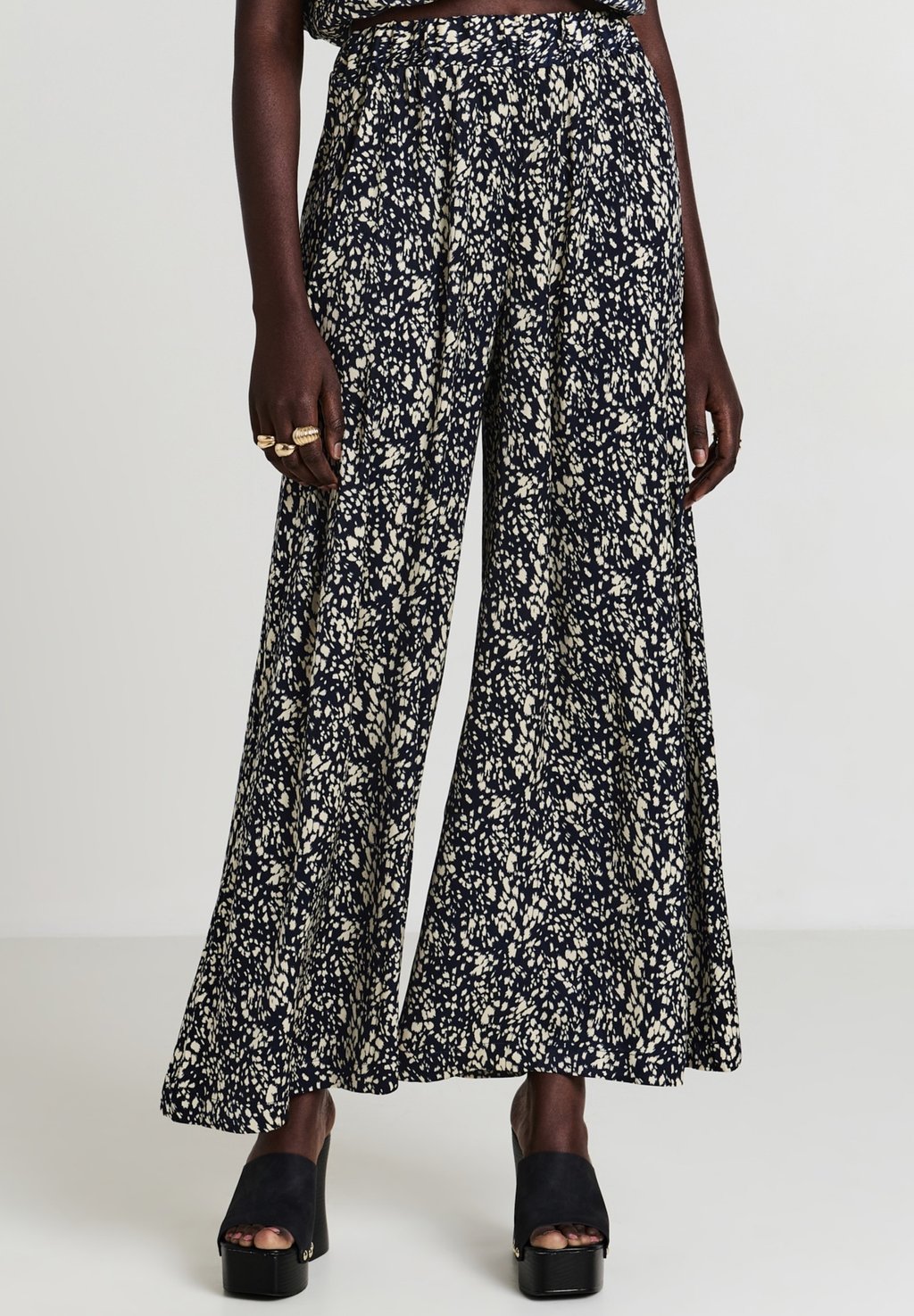 

Брюки Calliope, темно-синий