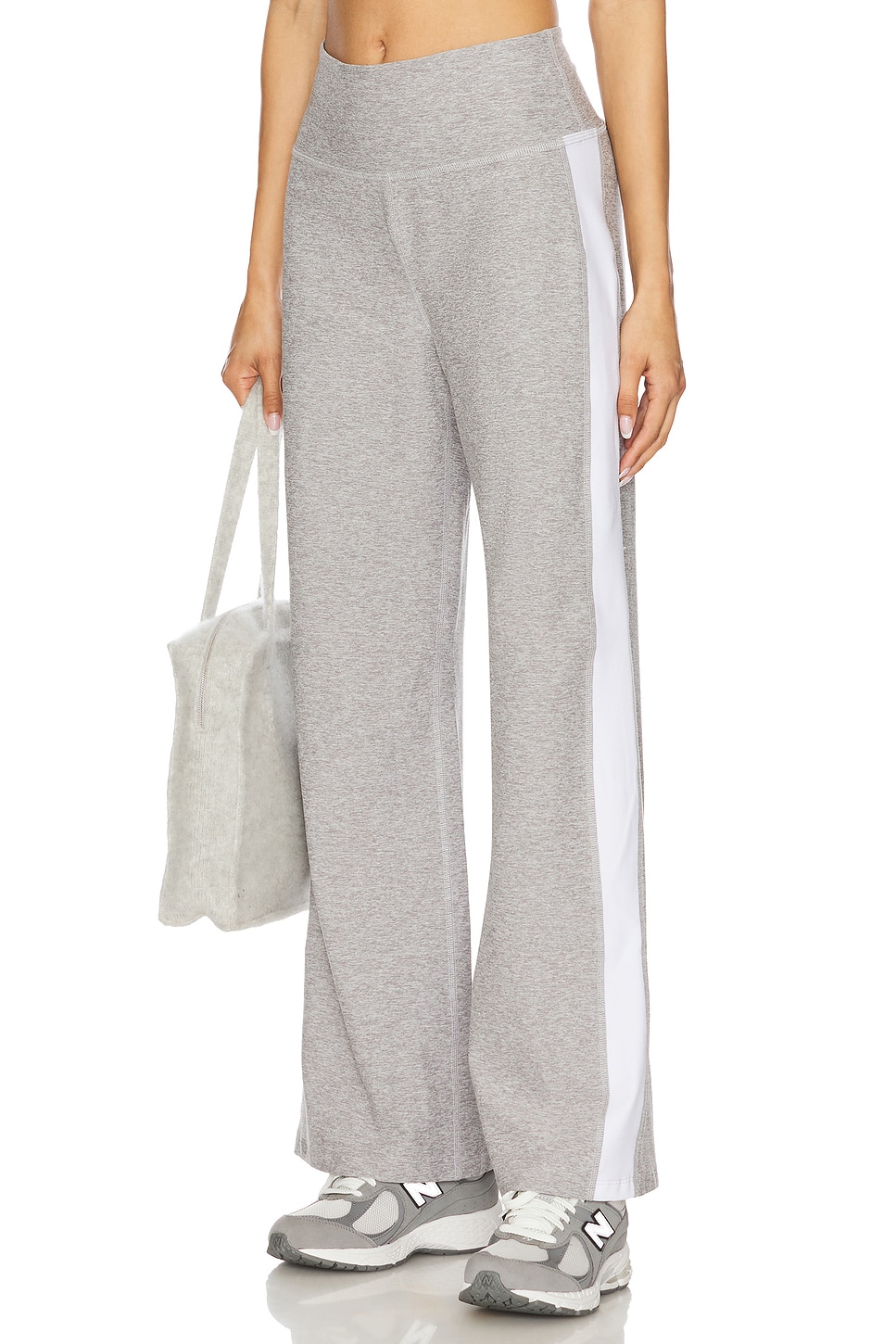 

Spacedye Laid Back Stripe Pant Beyond Yoga, silver mist & cloud white
