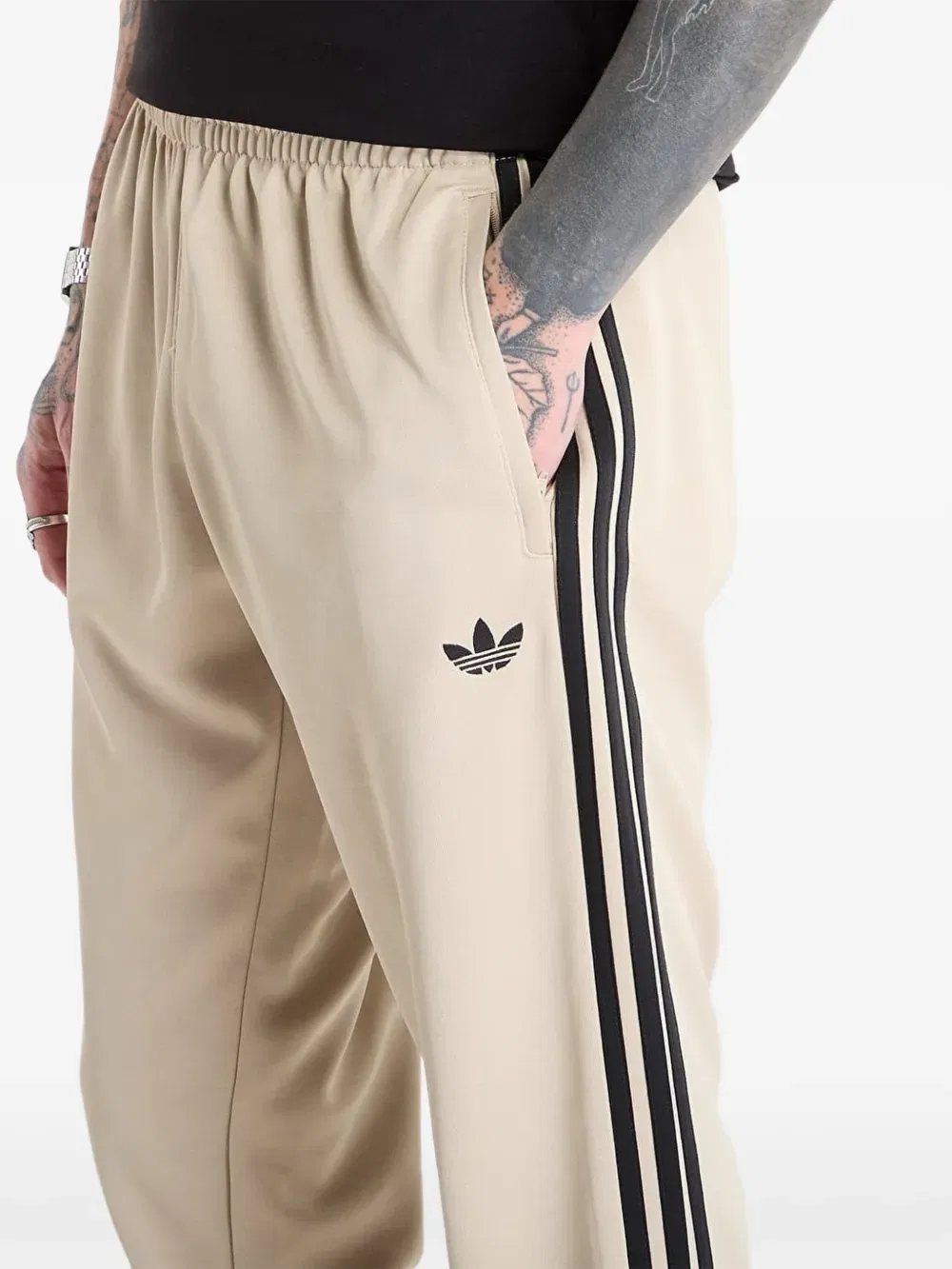 Спортивные брюки SST с боковой полосой Adidas, нейтральный — фото 3