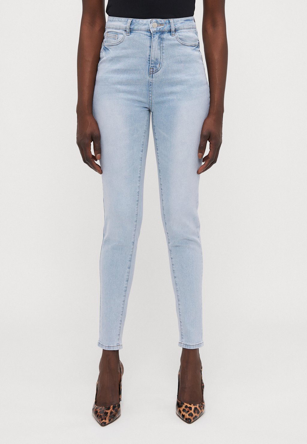 

Джинсы скинни Even&Odd Tall, цвет Light Blue Wash