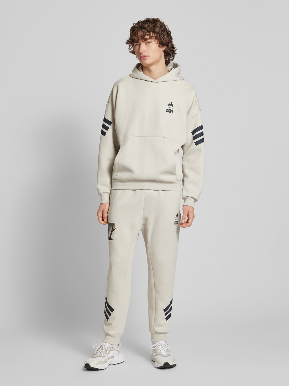 

Толстовка с капюшоном ADIDAS SPORTSWEAR, бежевый