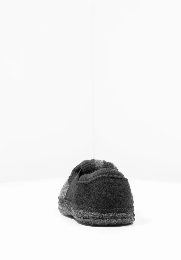 Тапочки Warmfutter Bobby Slippers Beck, серый — фото 4